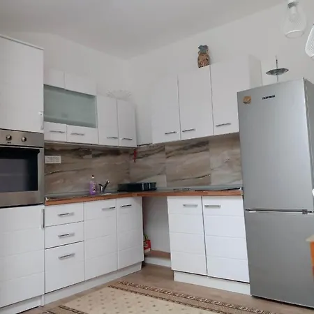 Fis Centar Loft Apartment Skopje