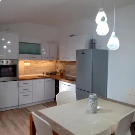 Apartman Fis Centar Loft